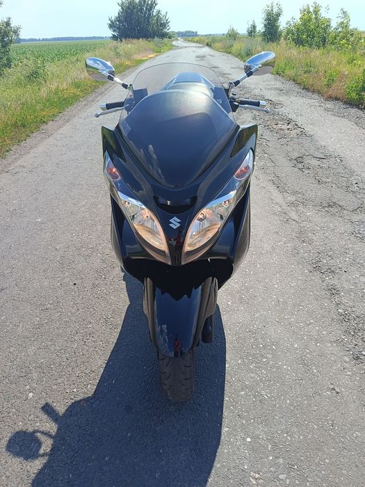 Скутер Suzuki Skywave