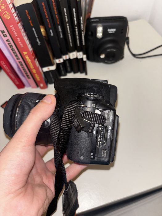 Câmara Sony alpha 390