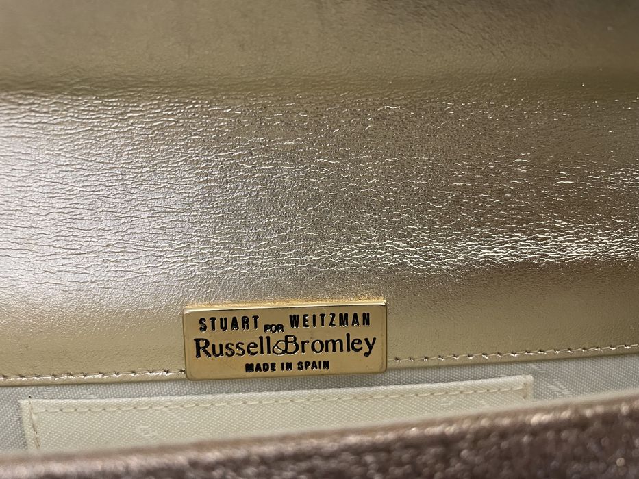 Zlota kopertówka Russell & Bromley