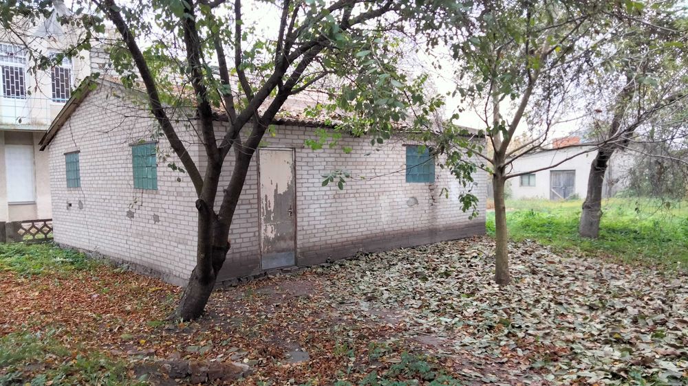 Гараж площею 54,1 кв. м, Житомирська обл., с-ще Романів