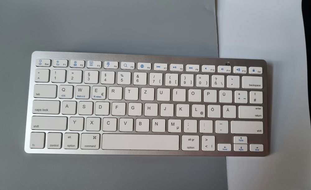 Bezprzewodowy zestaw klawiatura + mysz Bluetooth do tabletu i laptopa
