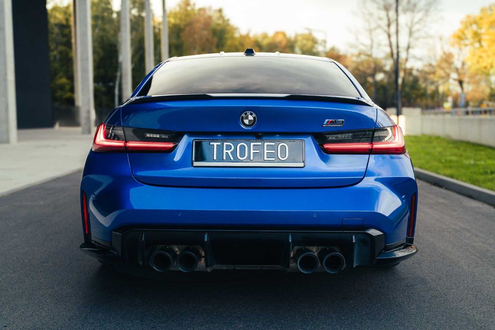 Wynajem BMW M3 Competition LCI - wypożyczalnia samochodów