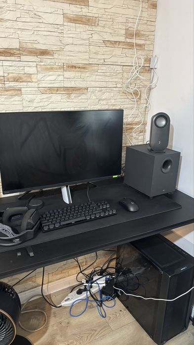 Kompletny zestaw gamingowy RTX 4060 + Ryzen 5 5600X + 240 Hz Sony INZONE