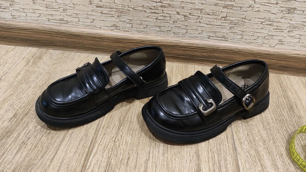 Туфлі туфлі туфли 33р устілка