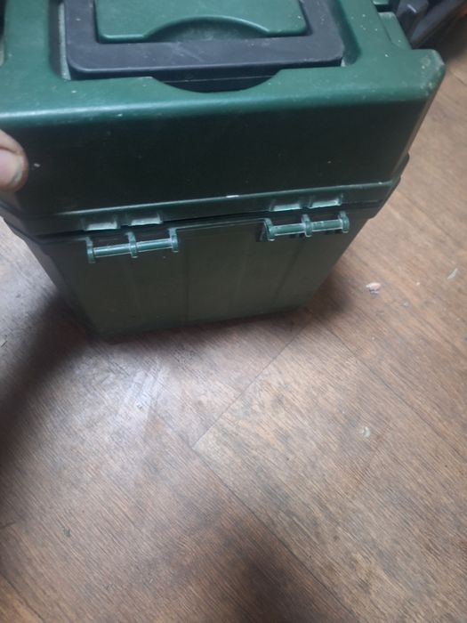 Продам лазерный уровень под ремонт