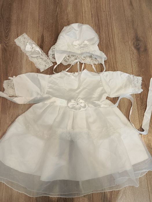Sukieneczka  do chrztu