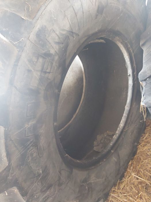 Opona Michelin 600/65R28