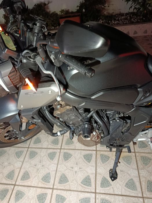Honda cb650r black edition