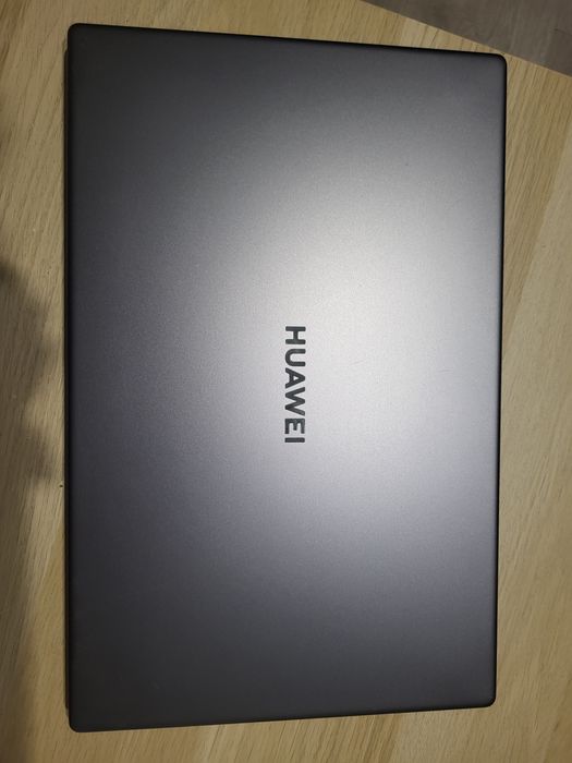 Huawei Matebook d15 15,6 R5 3500u