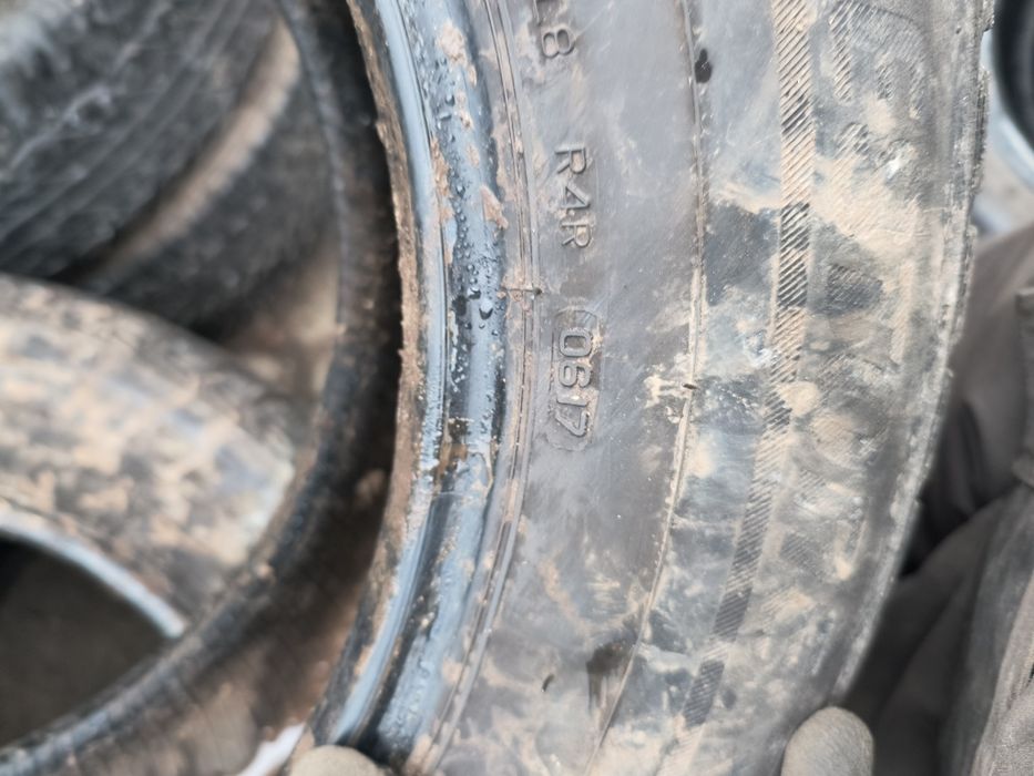 235/65R17 Bridgestone зимовий комплект