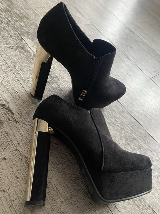 Buty na obcasie eleganckie