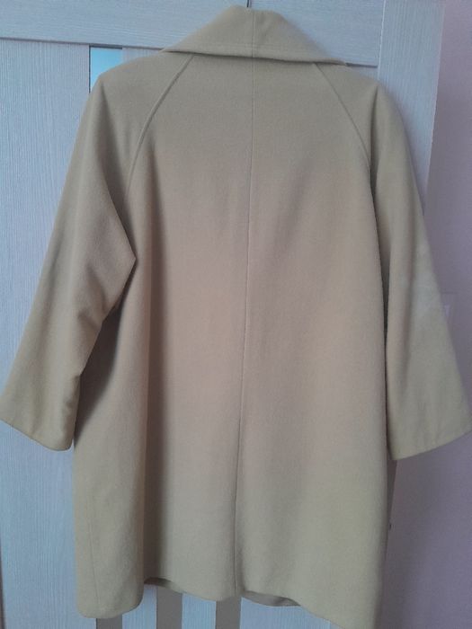 Півпальто жін.52-54р.