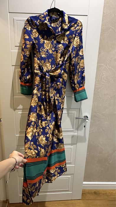 Продам платье Zara