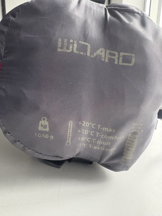 Saco cama cinzento e vermelho