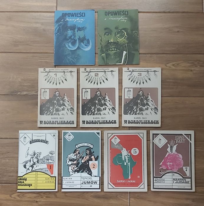 Kolekcja kultowych polskich wydań zeszytowych z okresu PRL.