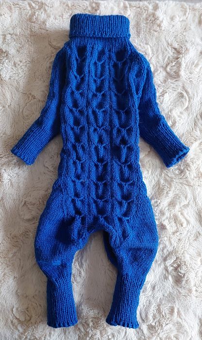 вязаный комбинезон на собаку кота.Цены разные