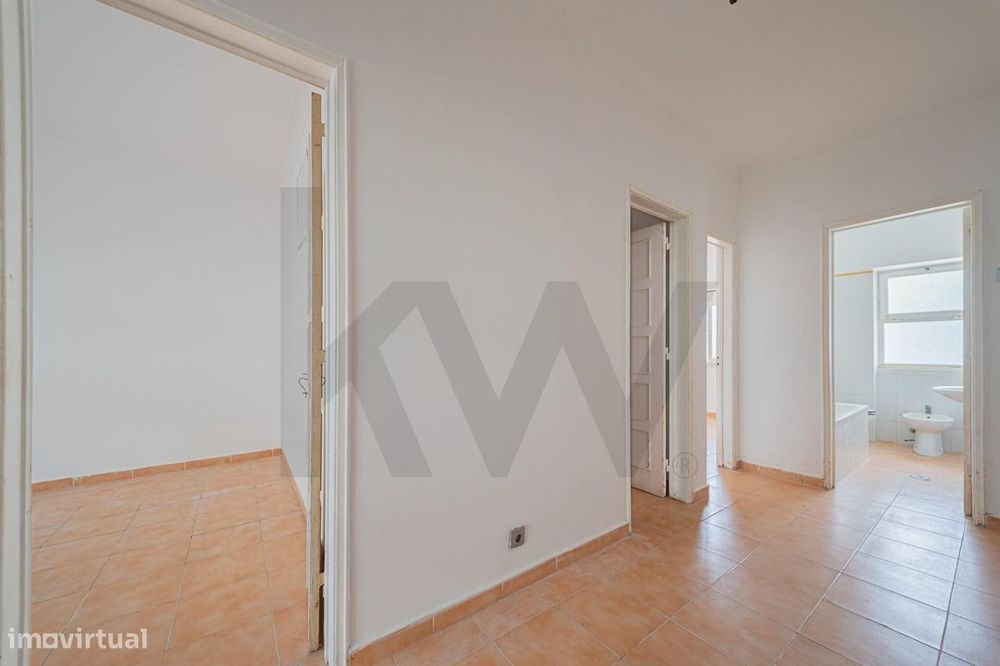 Apartamento com Logradouro e Garagem