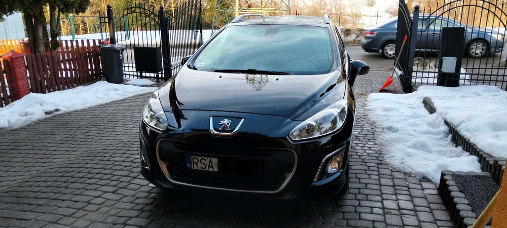Peugeot 308 SW 2012