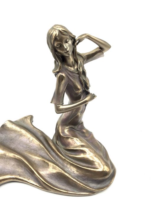 Esculturas italianas do mesmo escultor