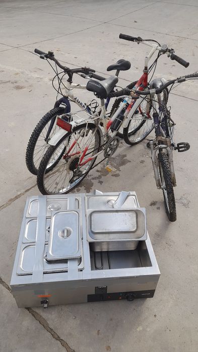 Três Bicicletas e Aquecedor de Alimentos