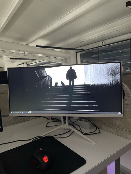 Монітор 2к 2E стан нового