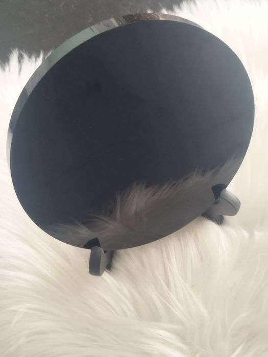 Espelho Negro de Obsidiana, espelho da Bruxa