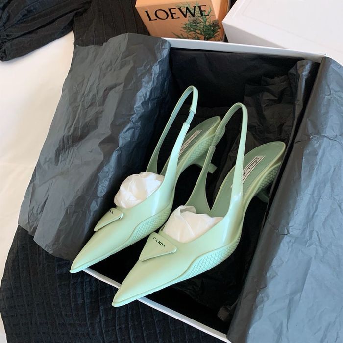 Туфлі Slingback Prada в асортименті