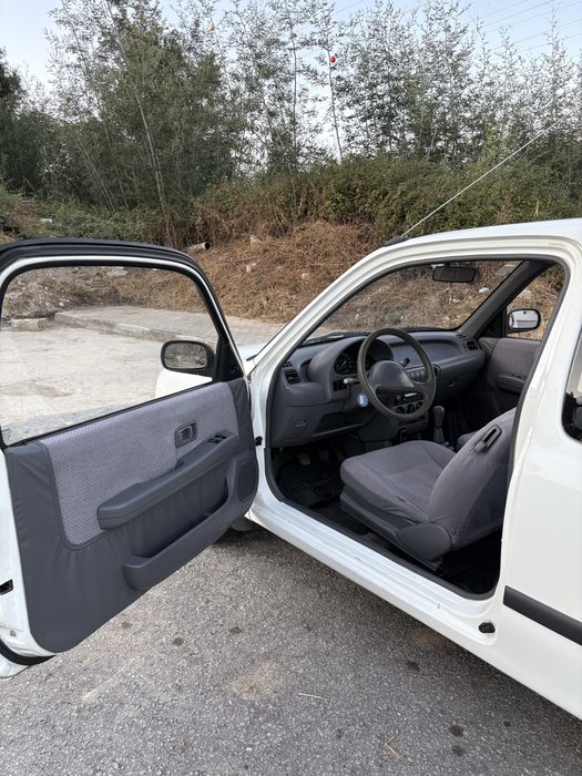 Nissan Micra K11 1.0 Gasolina | 1996 | 176.597 km | Muito Económico