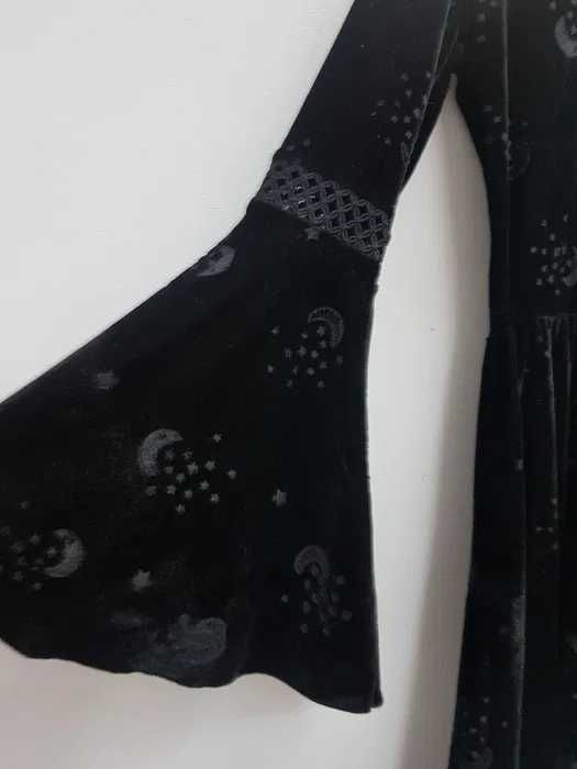 Aksamitna welurowa gotycka sukienka przebranie czarownica AF197