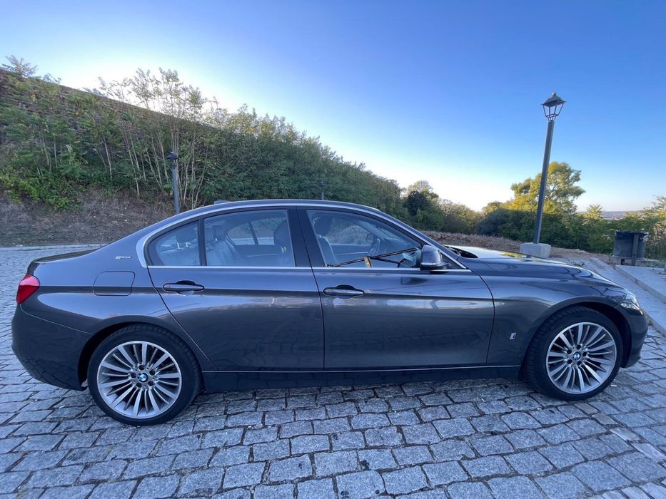 BMW 330