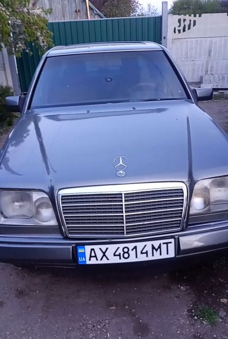 Мерседес 124 Е230 бенз