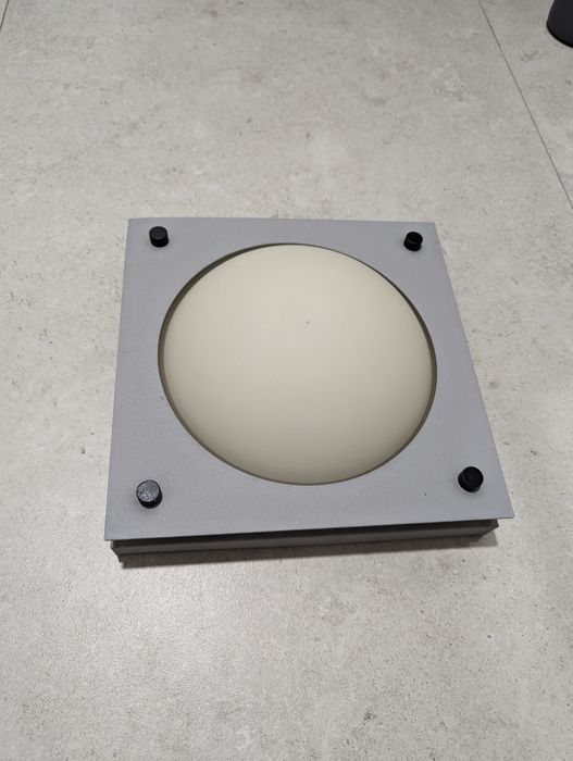 Lampa sufitowa, scienna