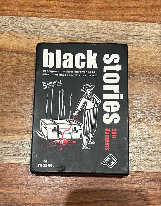 Jogo Black Stories - Shit Happens em PT/BR
