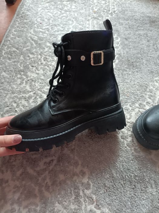 Осінній черевики