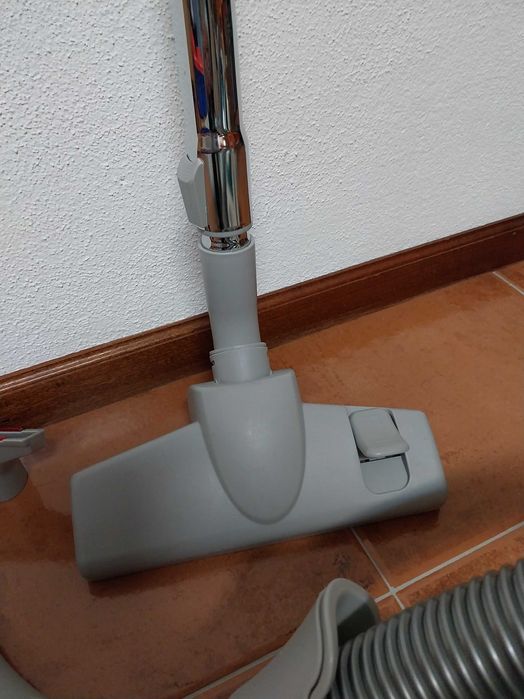 Aspirador com acessórios
