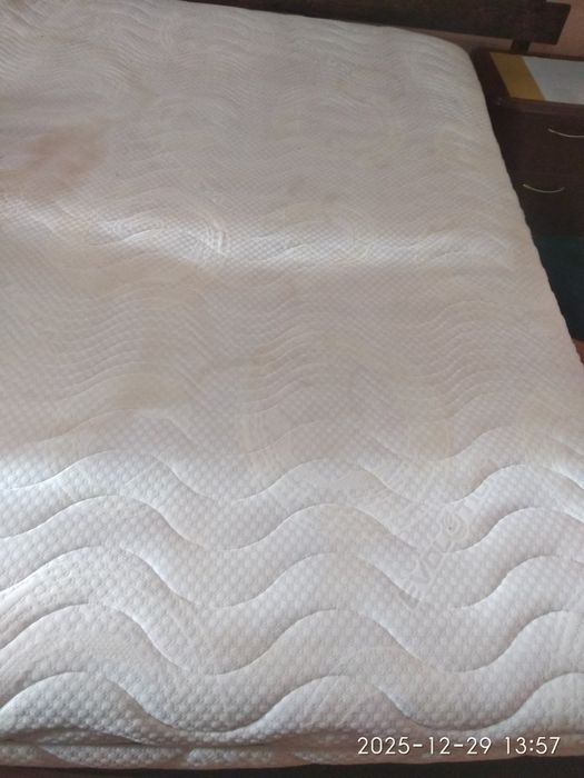 Матрац 180/200 б/у