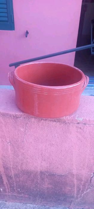 Tachos de barro novos