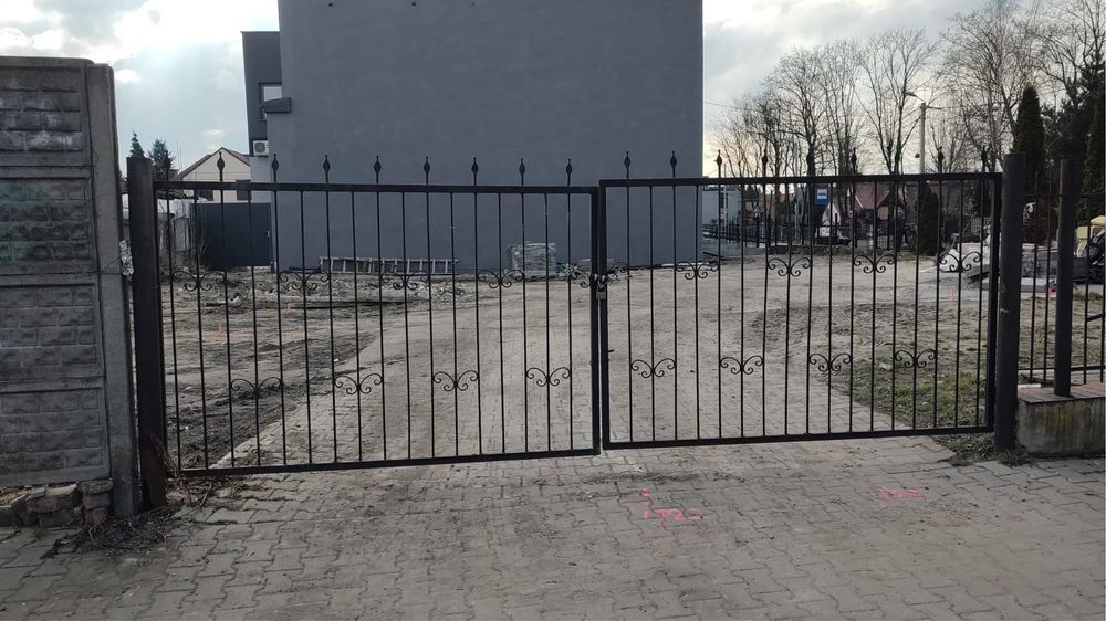 Ogrodzenie stalowe, przesla