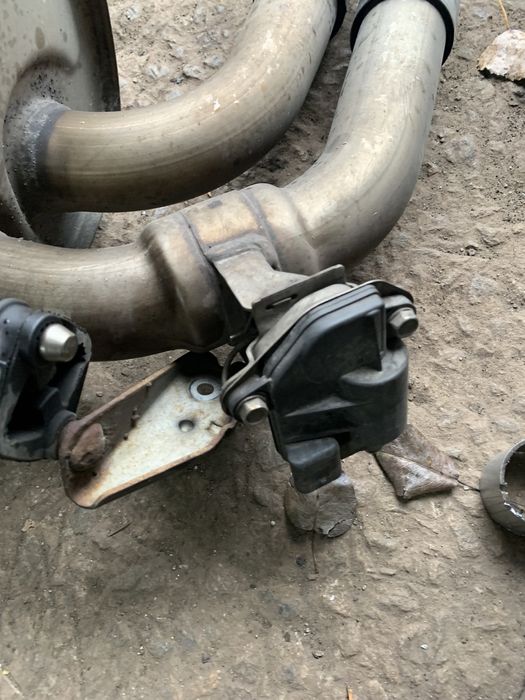 Продам вихлом із заслонкою бмв 328