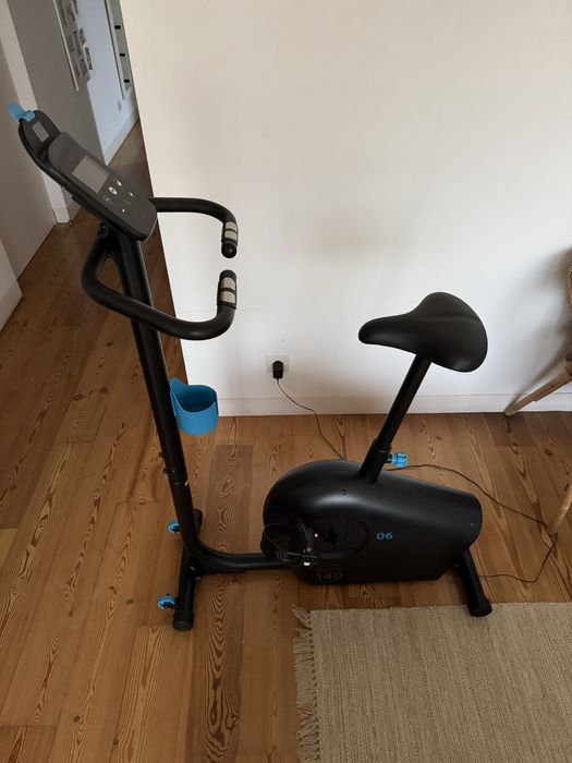 Bicicleta estática DOMYOS EB140