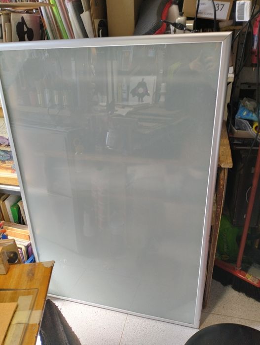 VIKA LAURI Tabletop in Frosted Glass64297881391105120