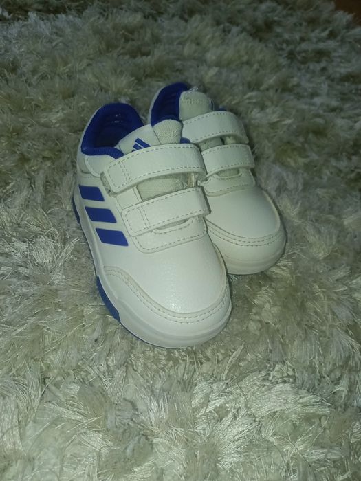Buty adidas   22
