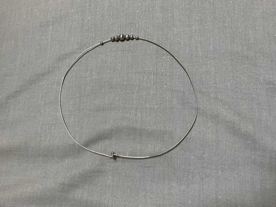 Колье-чокер с шариками под серебро бижутерия