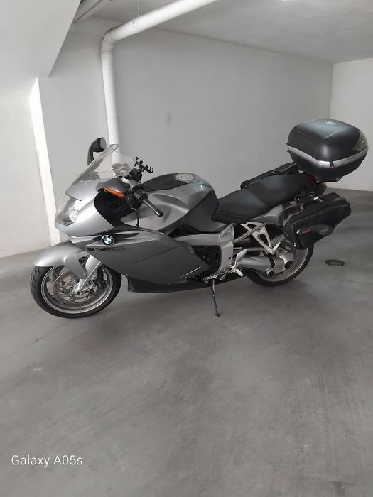 Moto BMW. K1200 S em bom estado