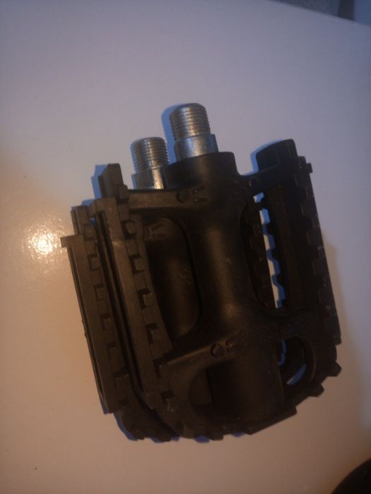 Pedaly rowerowe 20 par całość