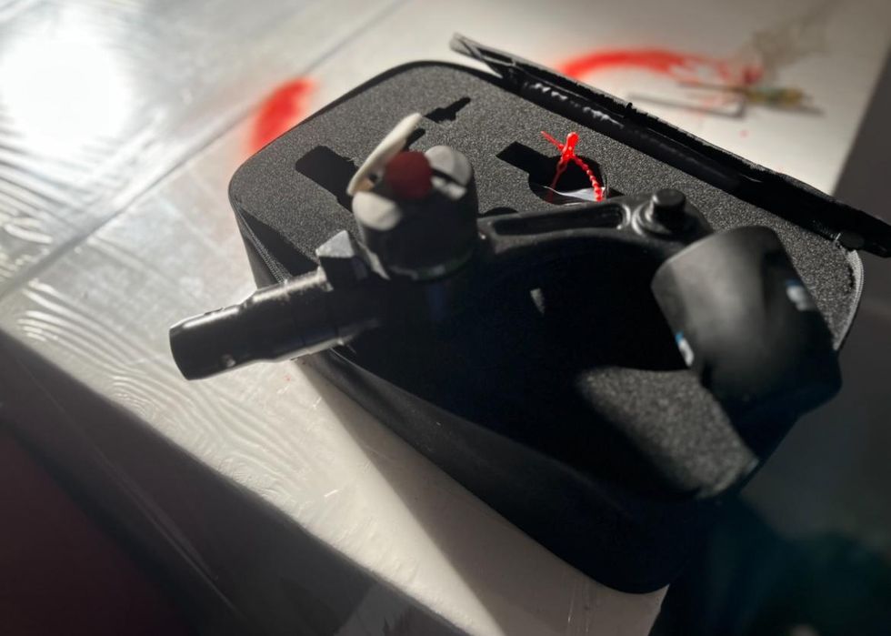 Gancho de Reboque Tesla (Oris) – Original, usado uma vez