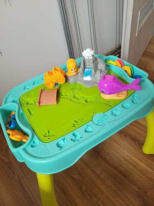 Stolik do ciastoliny Play Doh