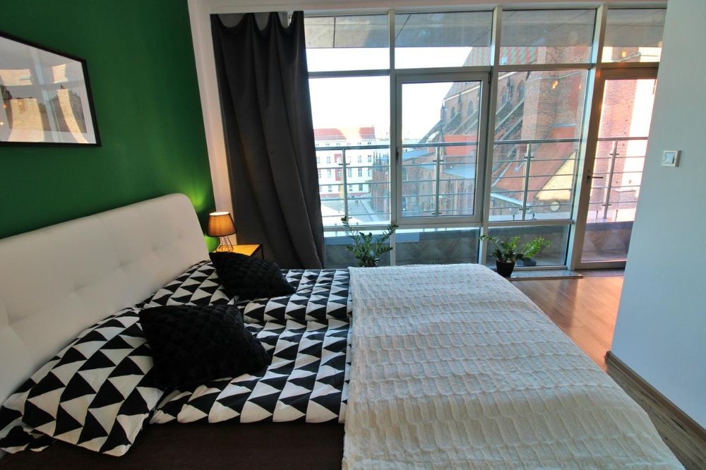 Apartamenty z widokiem w Sercu Wrocławskiego Rynku /Szewska 72