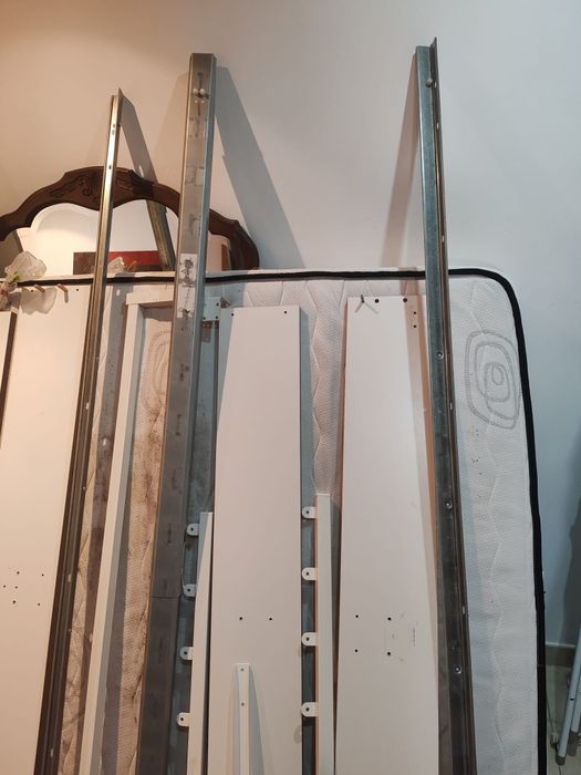 Conjunto de estrado e colchão