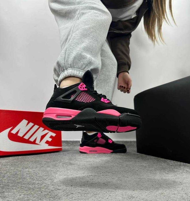 Женские кроссовки Nike Jordan 4 "Black Pink" Размеры 36-41